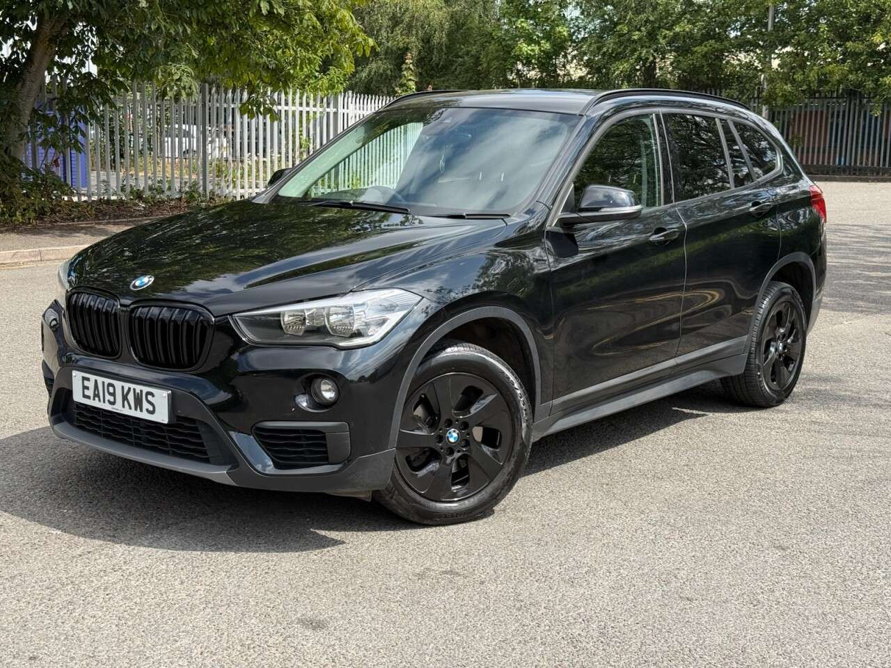 A 2019 BMW X1 2.0 18d SE SUV 5dr Diesel Manual sDrive Euro 6 (s/s) (150 ps) ULEZ+1FO+FSH+ A 2019 BMW X1 2.0 18d SE SUV 5dr Diesel Manual sDrive Euro 6 (s/s) (150 ps) ULEZ+1FO+FSH+