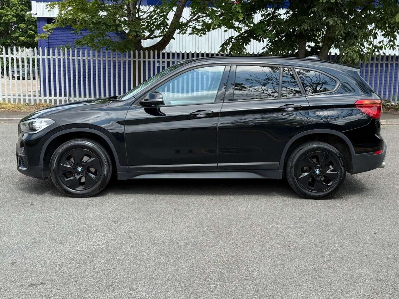 A 2019 BMW X1 2.0 18d SE SUV 5dr Diesel Manual sDrive Euro 6 (s/s) (150 ps) ULEZ+1FO+FSH+ A 2019 BMW X1 2.0 18d SE SUV 5dr Diesel Manual sDrive Euro 6 (s/s) (150 ps) ULEZ+1FO+FSH+