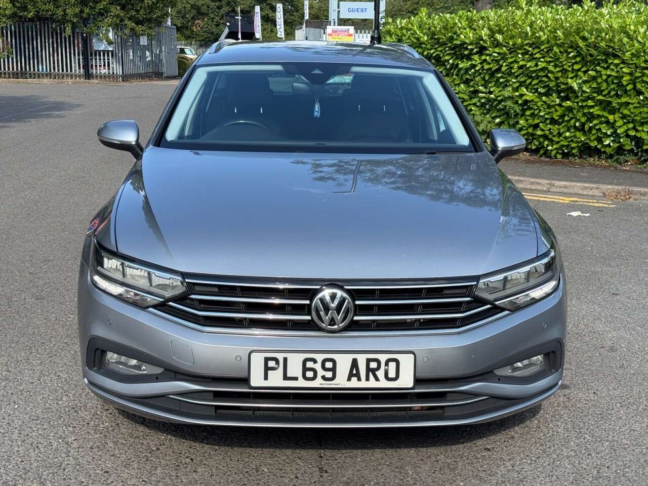A 2020 VOLKSWAGEN PASSAT 2.0 TDI EVO SEL Estate 5dr Diesel DSG Euro 6 (s/s) (190 ps) A 2020 VOLKSWAGEN PASSAT 2.0 TDI EVO SEL Estate 5dr Diesel DSG Euro 6 (s/s) (190 ps)