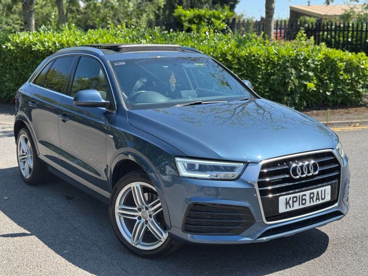 A 2016 AUDI Q3 2.0 TDI S line Plus SUV 5dr Diesel S Tronic quattro Euro 6 (s/s) (184 ps) A 2016 AUDI Q3 2.0 TDI S line Plus SUV 5dr Diesel S Tronic quattro Euro 6 (s/s) (184 ps)
