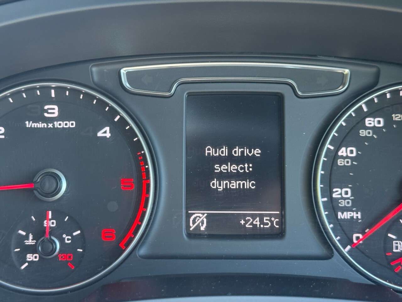 2016 AUDI Q3 2016 AUDI Q3