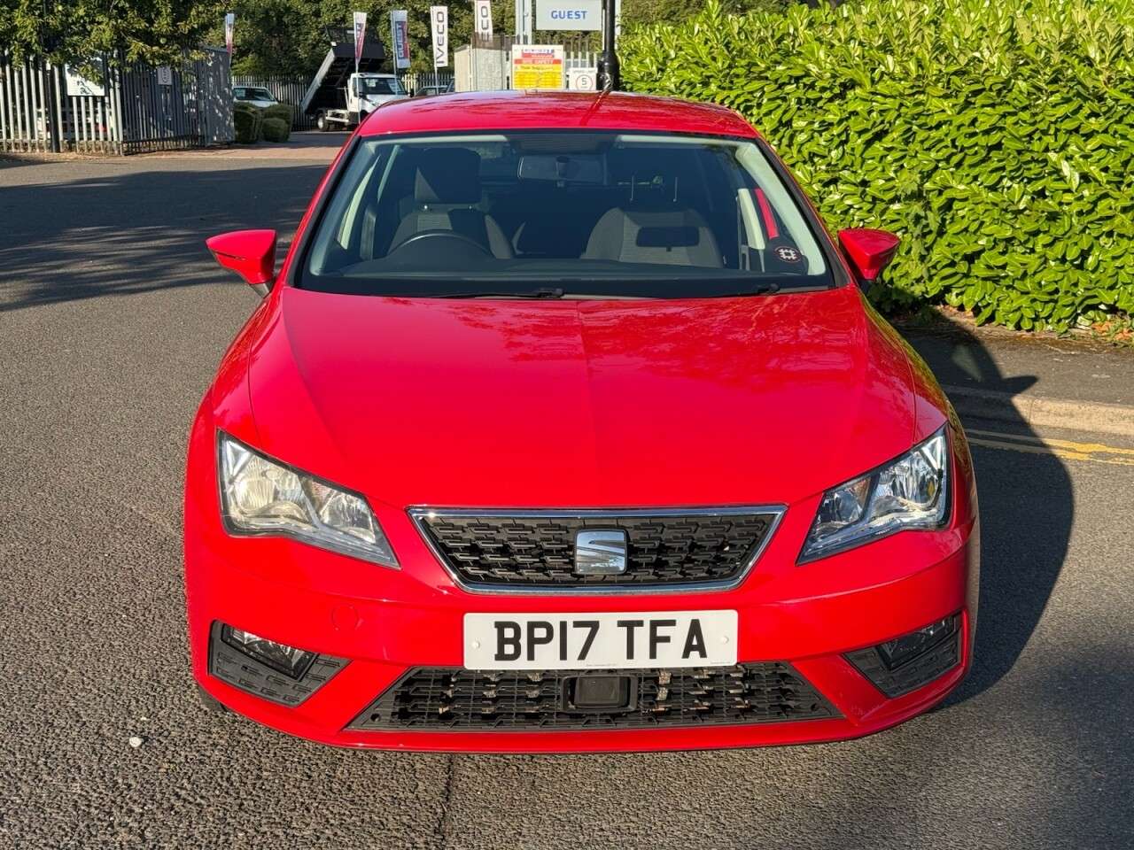 A 2017 SEAT LEON 1.6 TDI SE Dynamic Technology Hatchback 5dr Diesel DSG Euro 6 (s/s) (115 ps A 2017 SEAT LEON 1.6 TDI SE Dynamic Technology Hatchback 5dr Diesel DSG Euro 6 (s/s) (115 ps