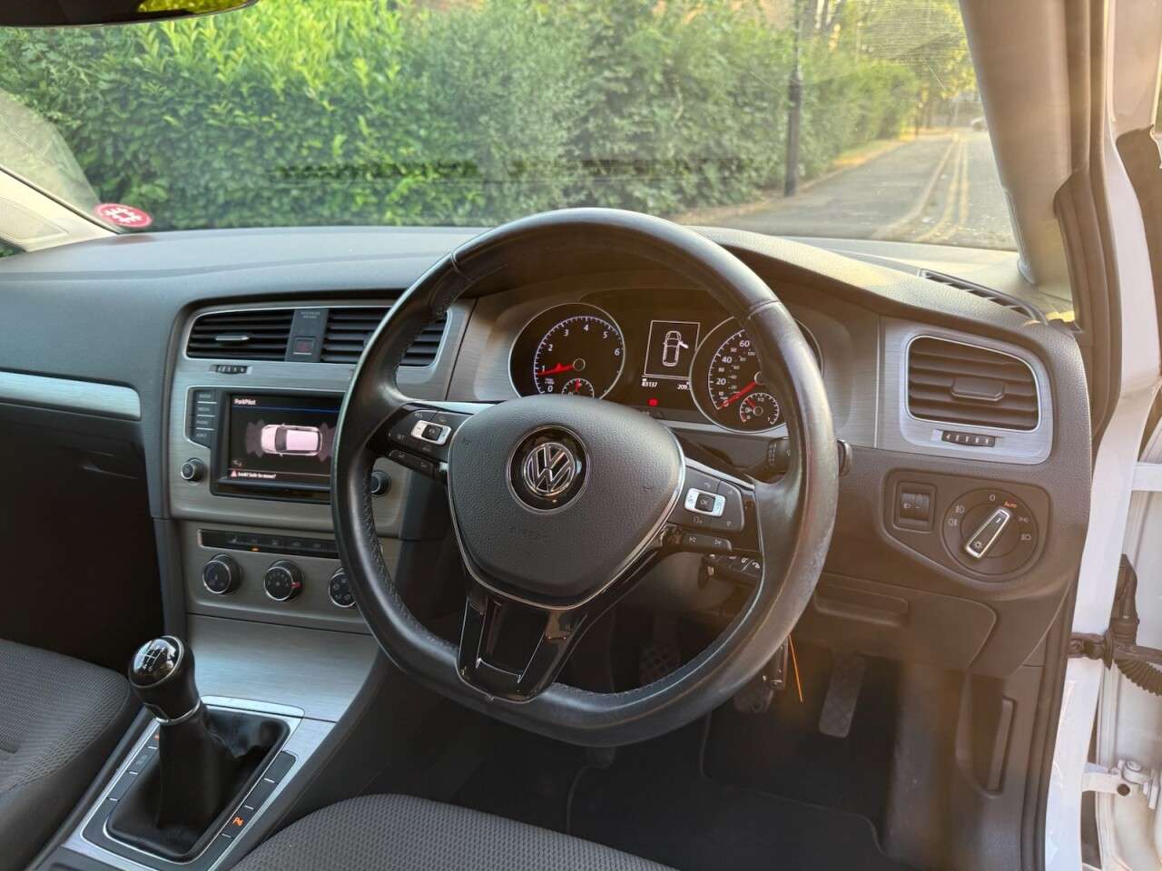 2017 VOLKSWAGEN GOLF 2017 VOLKSWAGEN GOLF