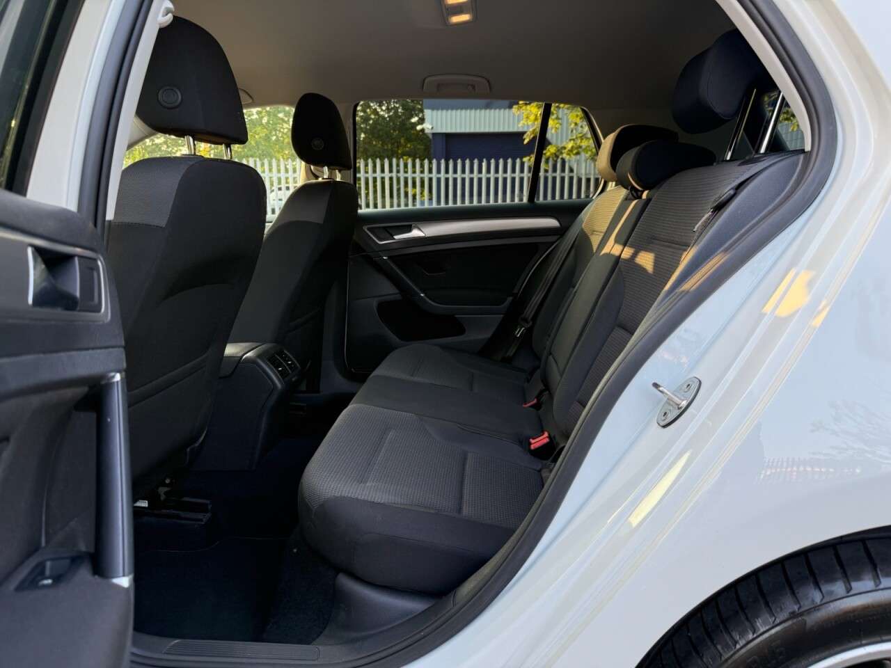 2017 VOLKSWAGEN GOLF 2017 VOLKSWAGEN GOLF