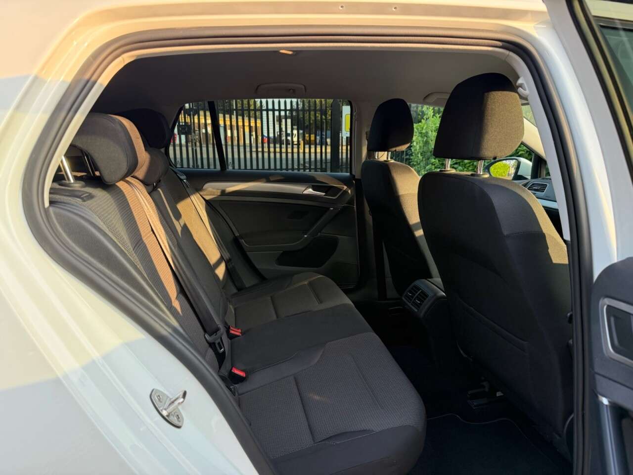 2017 VOLKSWAGEN GOLF 2017 VOLKSWAGEN GOLF