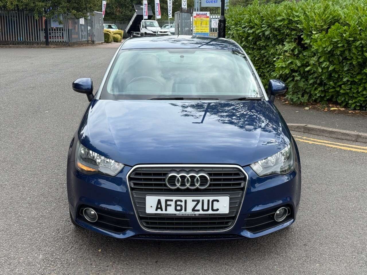 A 2011 AUDI A1 1.4 TFSI Sport Hatchback 3dr Petrol Manual Euro 5 (s/s) (122 ps) A 2011 AUDI A1 1.4 TFSI Sport Hatchback 3dr Petrol Manual Euro 5 (s/s) (122 ps)