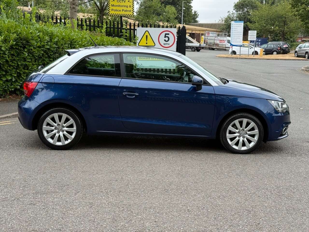 2011 AUDI A1 2011 AUDI A1
