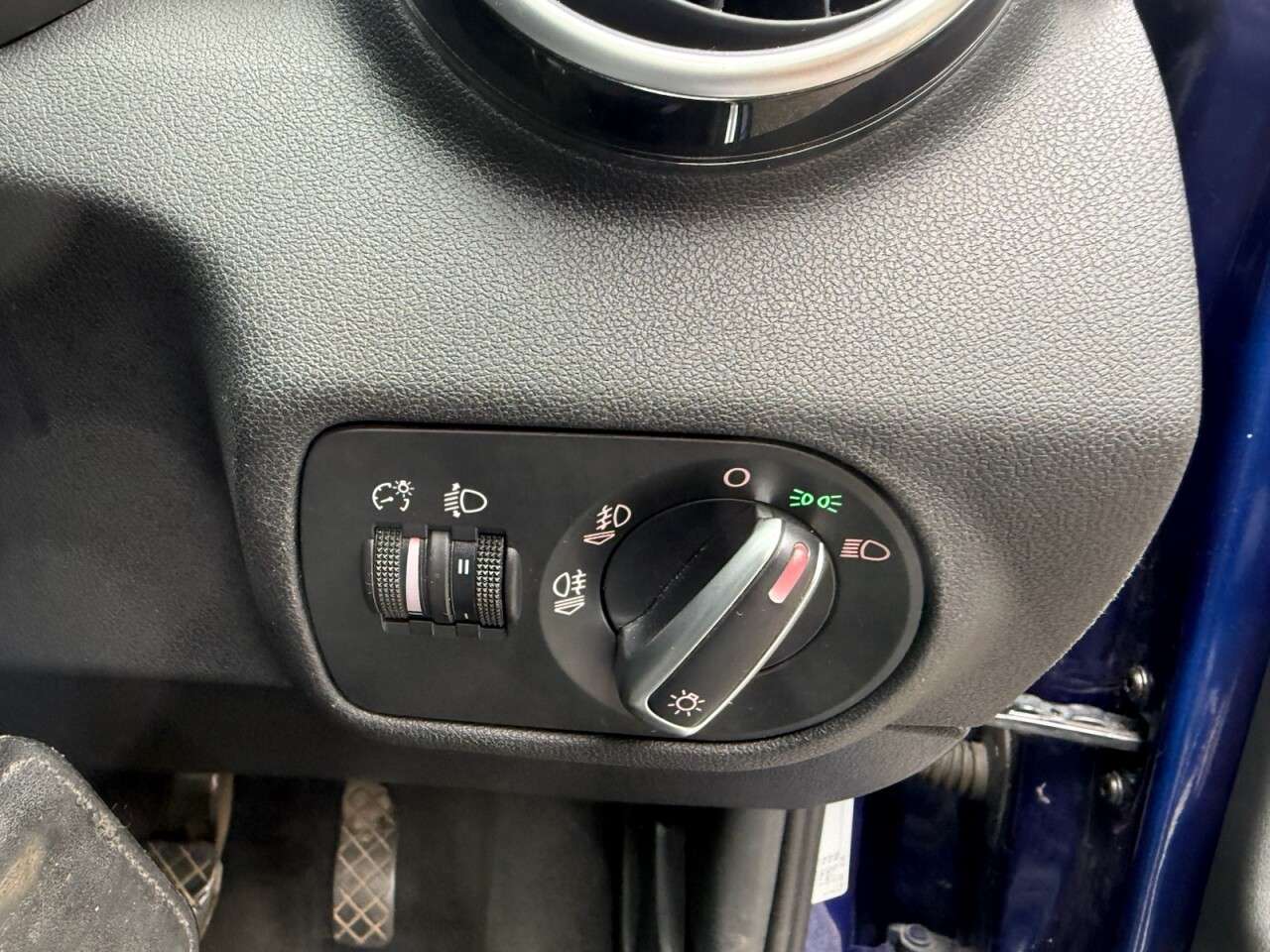 2011 AUDI A1 2011 AUDI A1