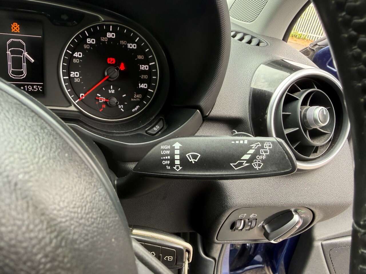 2011 AUDI A1 2011 AUDI A1