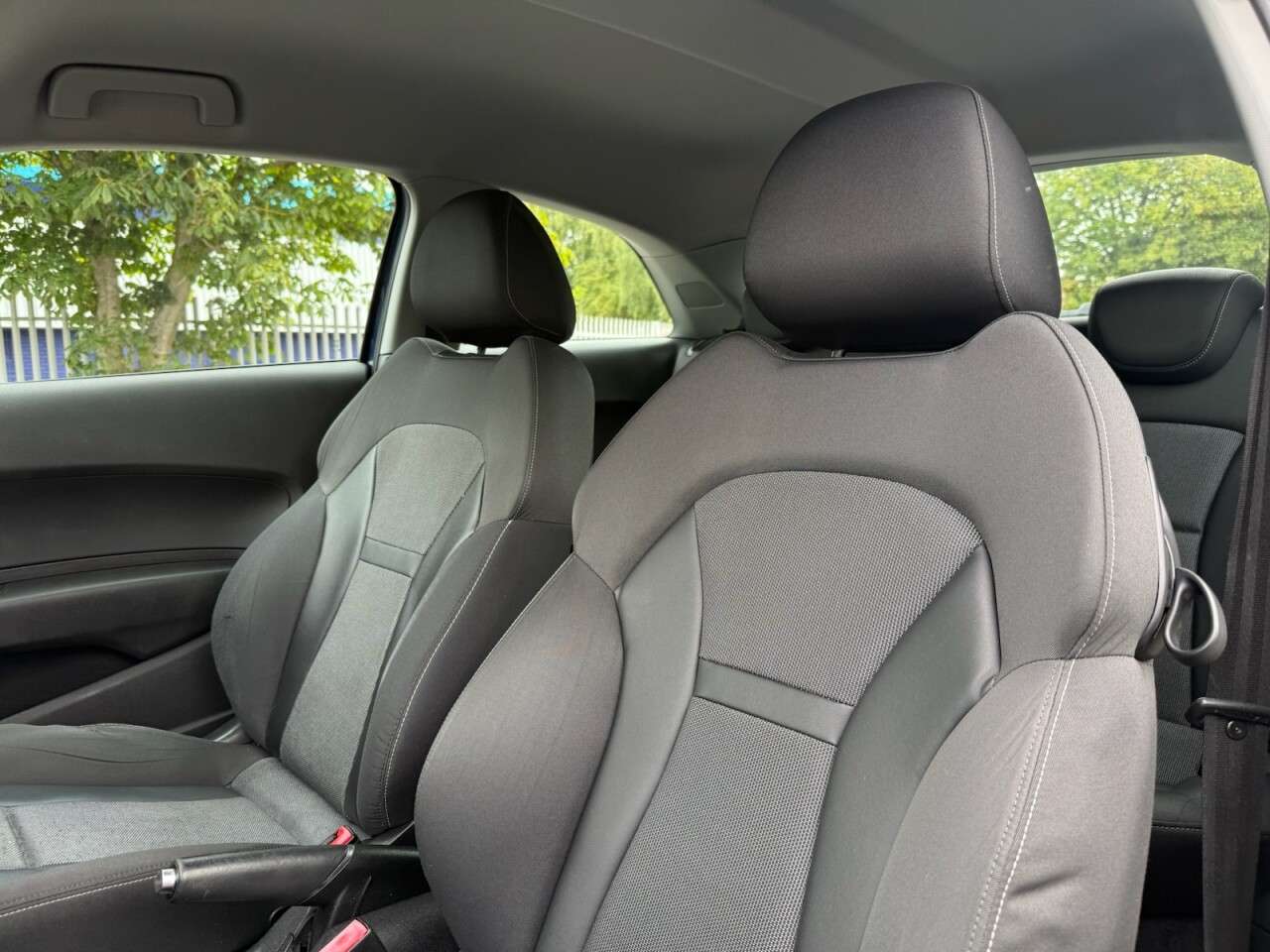 2011 AUDI A1 2011 AUDI A1