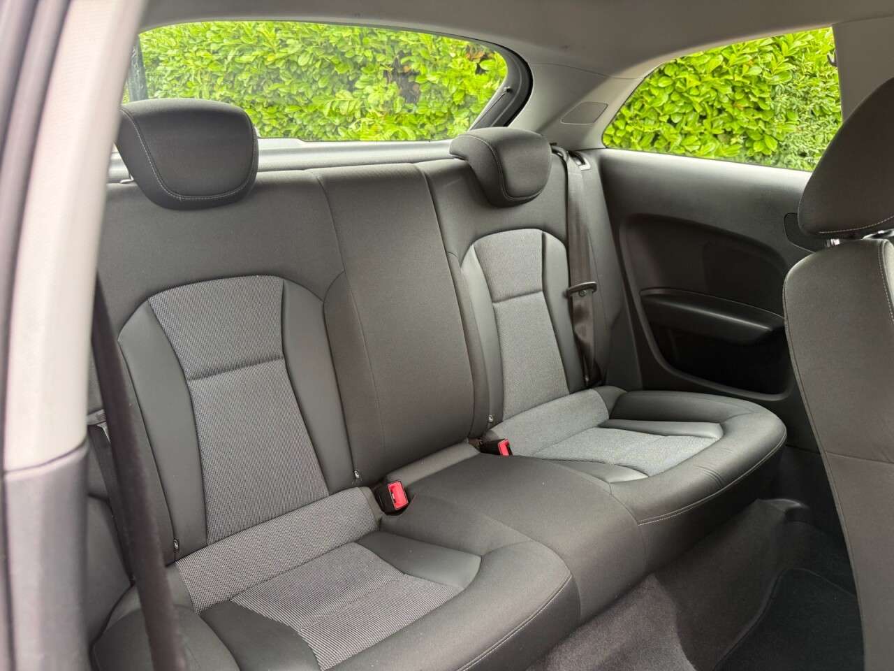 2011 AUDI A1 2011 AUDI A1