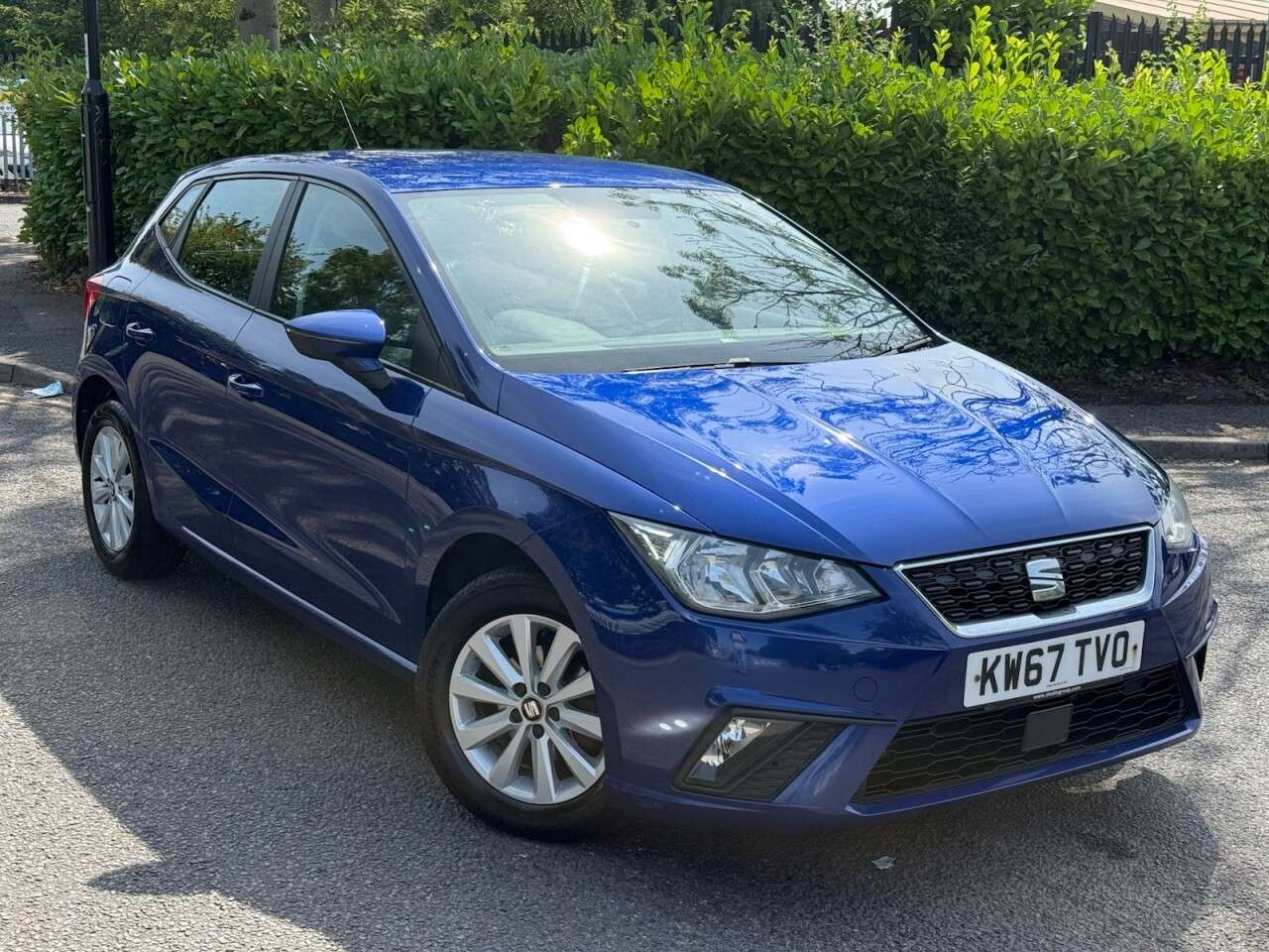 A 2017 SEAT IBIZA 1.0 TSI SE Hatchback 5dr Petrol Manual Euro 6 (s/s) (95 ps) A 2017 SEAT IBIZA 1.0 TSI SE Hatchback 5dr Petrol Manual Euro 6 (s/s) (95 ps)