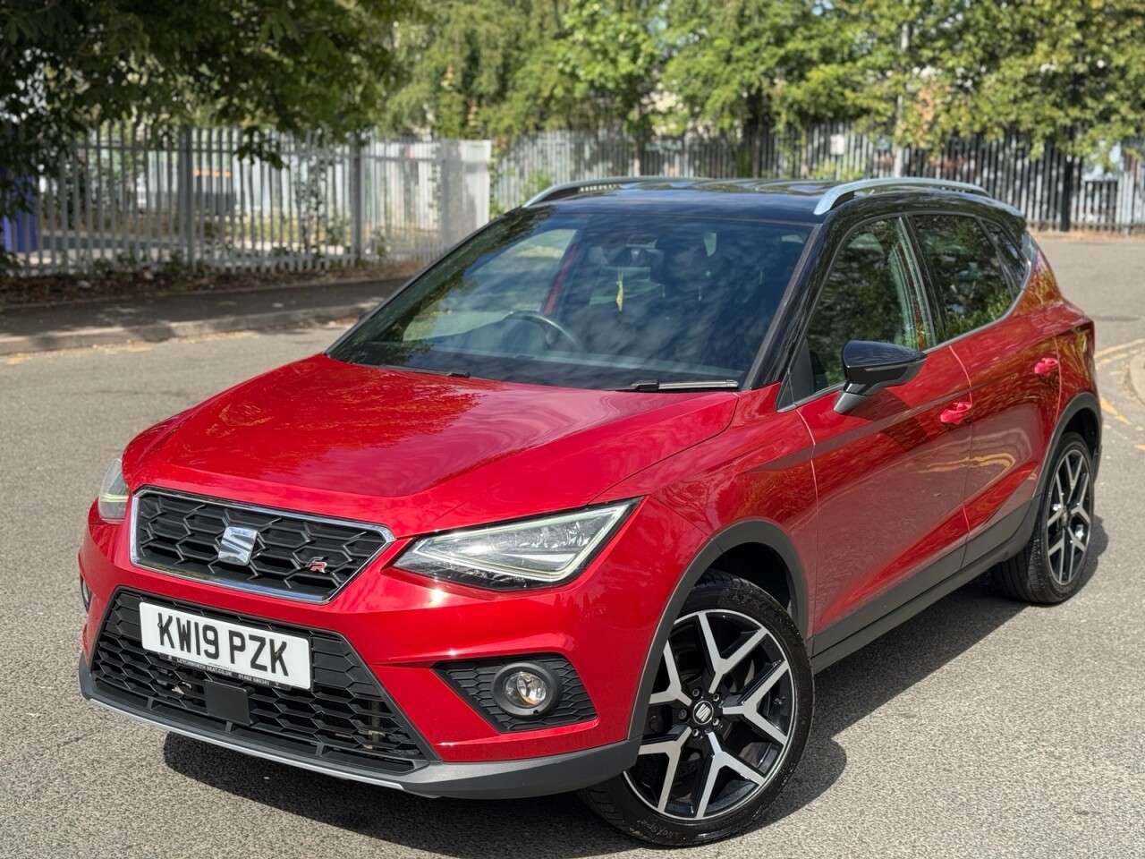 A 2019 SEAT ARONA 1.0 TSI GPF FR Sport SUV 5dr Petrol Manual Euro 6 (s/s) (115 ps) ULEZ+2FO+S A 2019 SEAT ARONA 1.0 TSI GPF FR Sport SUV 5dr Petrol Manual Euro 6 (s/s) (115 ps) ULEZ+2FO+S