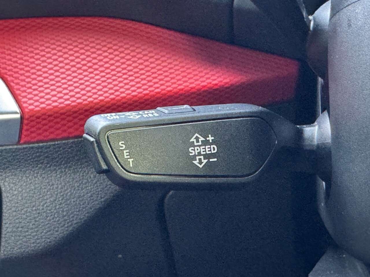 2018 AUDI Q2 2018 AUDI Q2