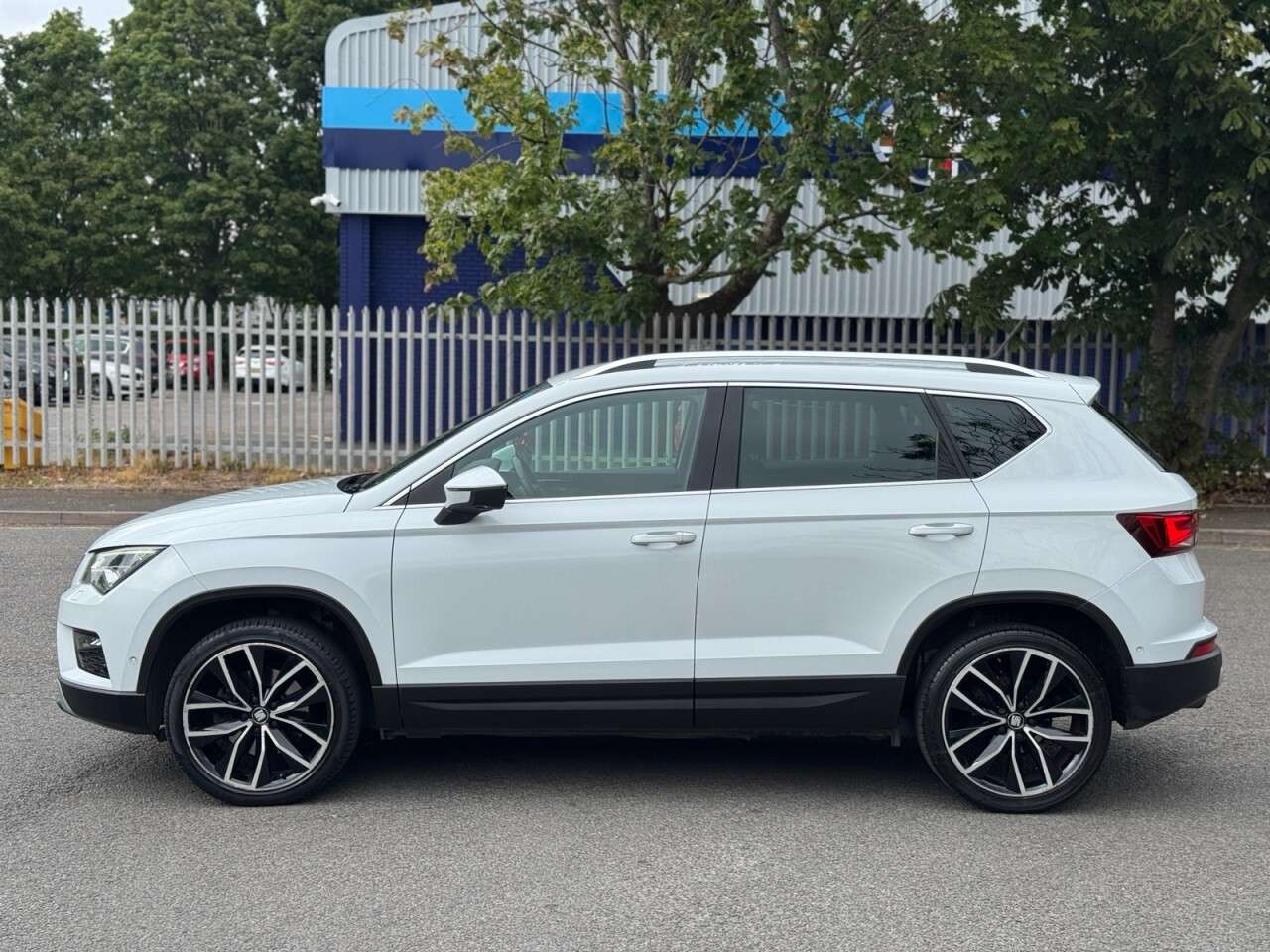 A 2017 SEAT ATECA 1.4 EcoTSI XCELLENCE SUV 5dr Petrol Manual Euro 6 (s/s) (150 ps) A 2017 SEAT ATECA 1.4 EcoTSI XCELLENCE SUV 5dr Petrol Manual Euro 6 (s/s) (150 ps)