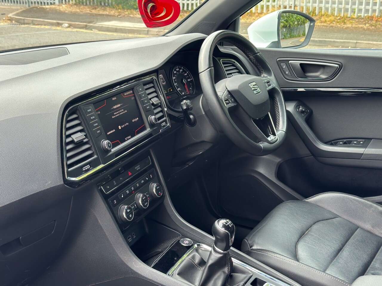 2017 SEAT ATECA 2017 SEAT ATECA