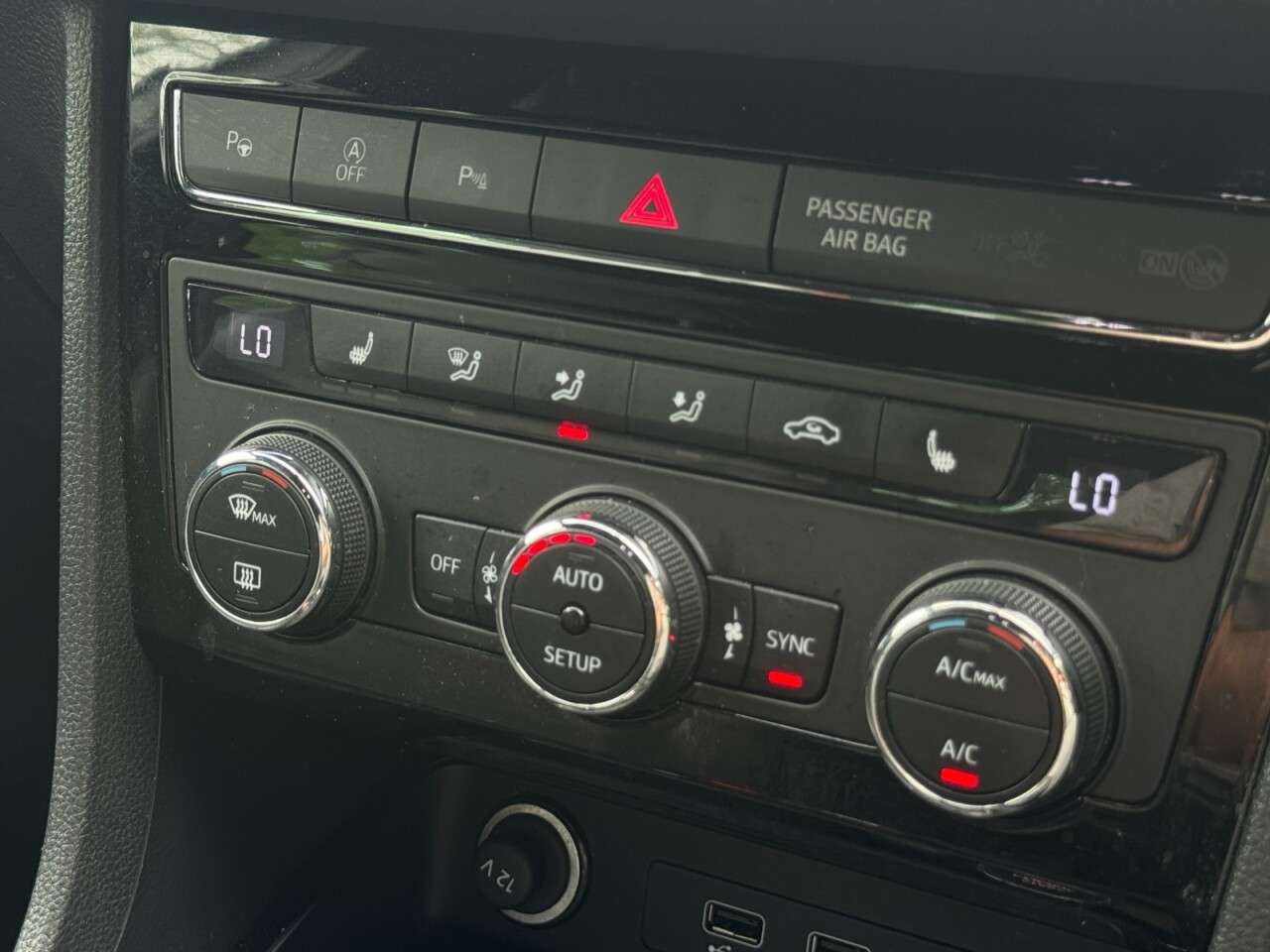 2017 SEAT ATECA 2017 SEAT ATECA
