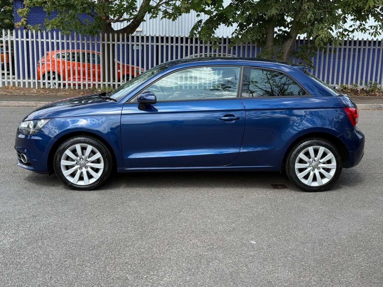 A 2014 AUDI A1 1.4 TFSI Sport Hatchback 3dr Petrol S Tronic Euro 5 (s/s) (122 ps) ULEZ+FSH A 2014 AUDI A1 1.4 TFSI Sport Hatchback 3dr Petrol S Tronic Euro 5 (s/s) (122 ps) ULEZ+FSH