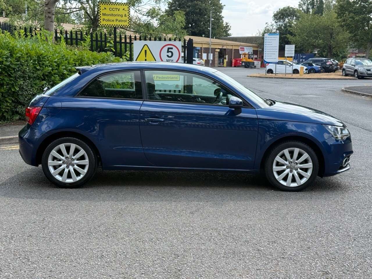 2014 AUDI A1 2014 AUDI A1