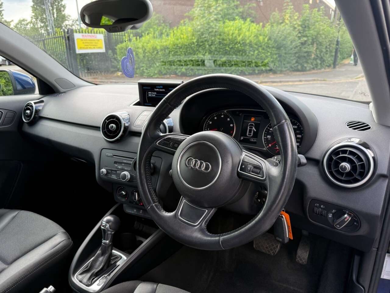 2014 AUDI A1 2014 AUDI A1