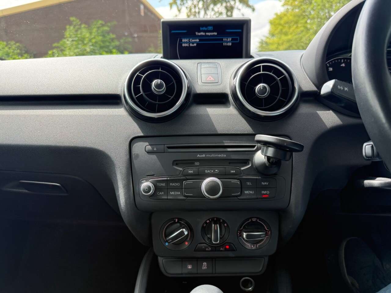 2014 AUDI A1 2014 AUDI A1