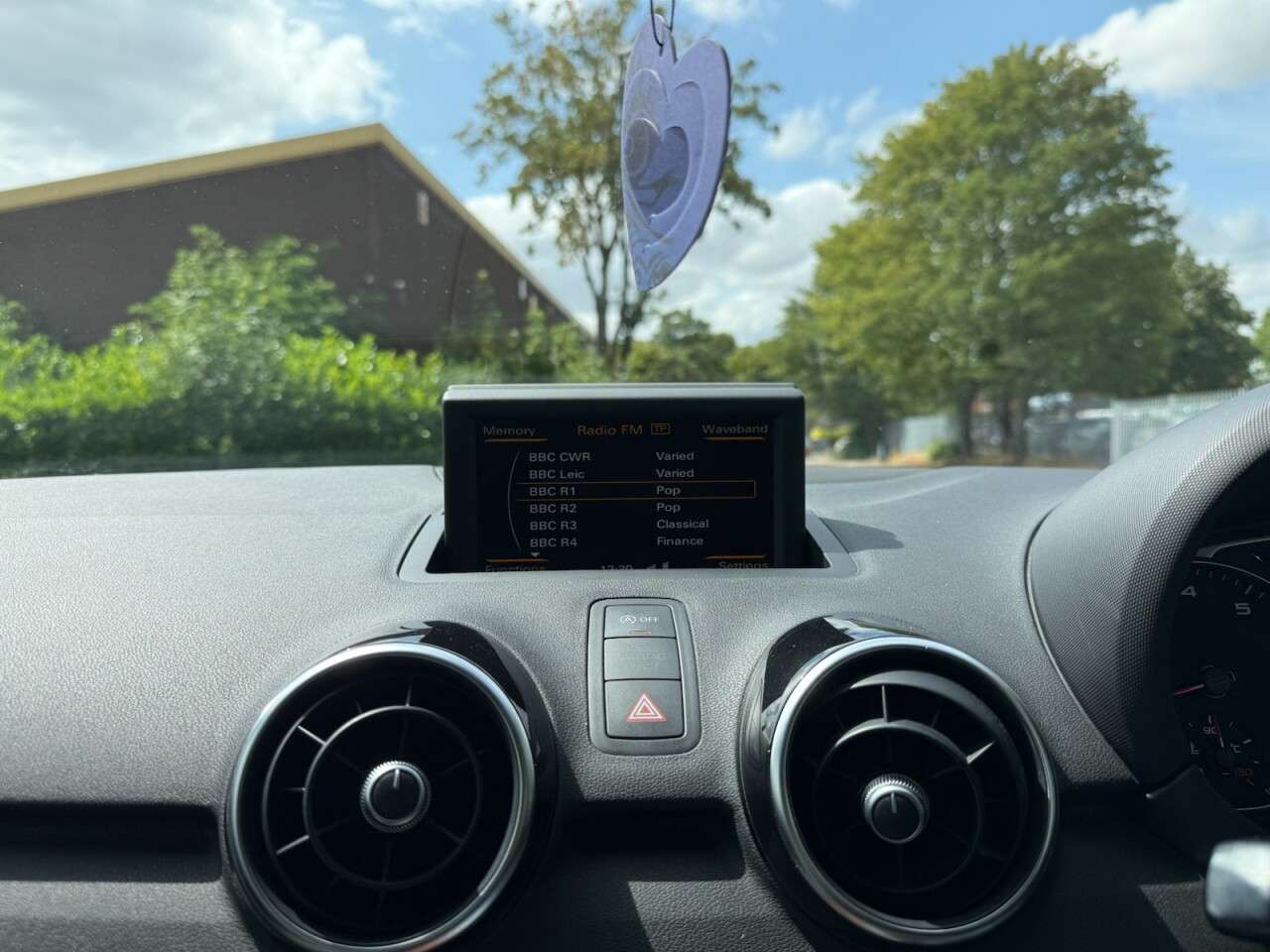 2014 AUDI A1 2014 AUDI A1