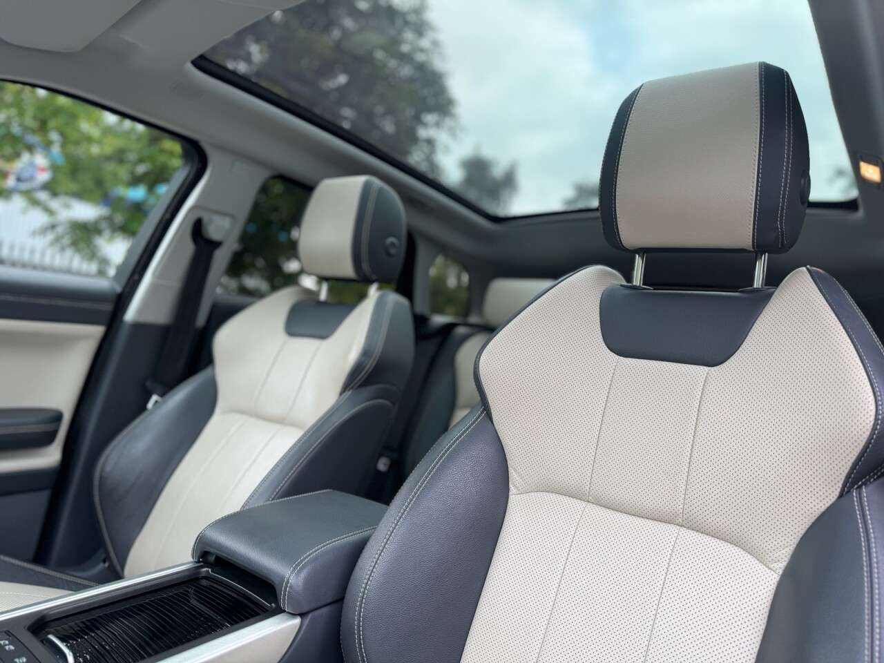 2016 LAND ROVER RANGE ROVER EVOQUE 2016 LAND ROVER RANGE ROVER EVOQUE