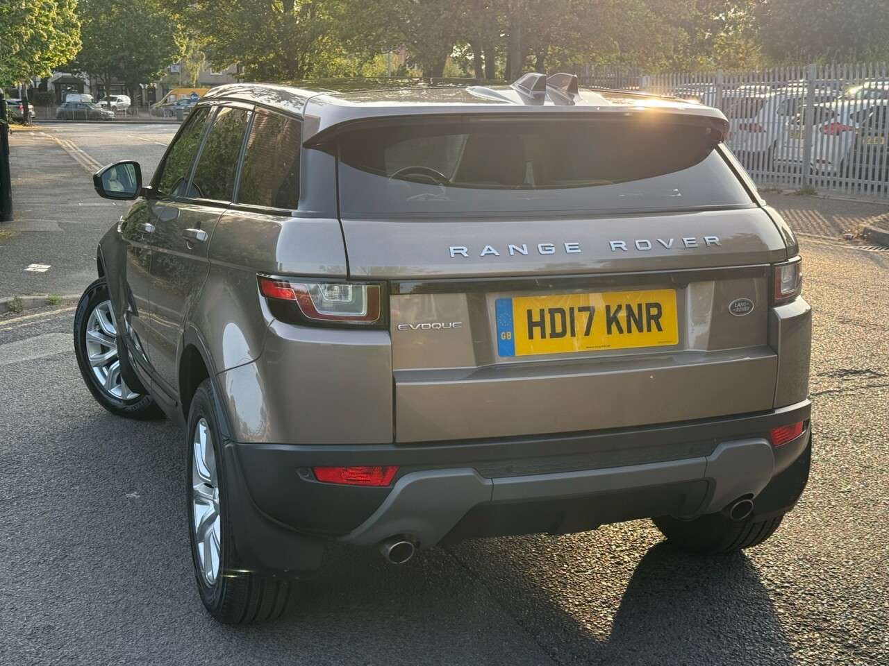 2017 LAND ROVER RANGE ROVER EVOQUE 2017 LAND ROVER RANGE ROVER EVOQUE