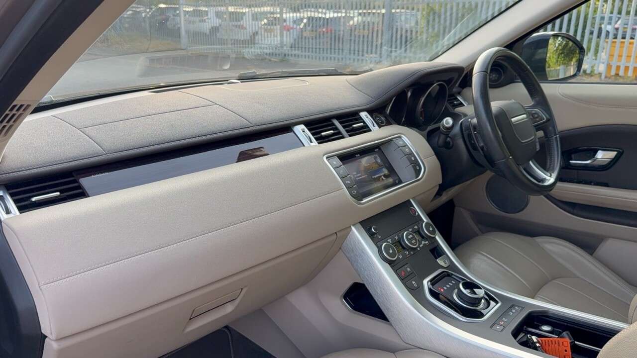 2017 LAND ROVER RANGE ROVER EVOQUE 2017 LAND ROVER RANGE ROVER EVOQUE