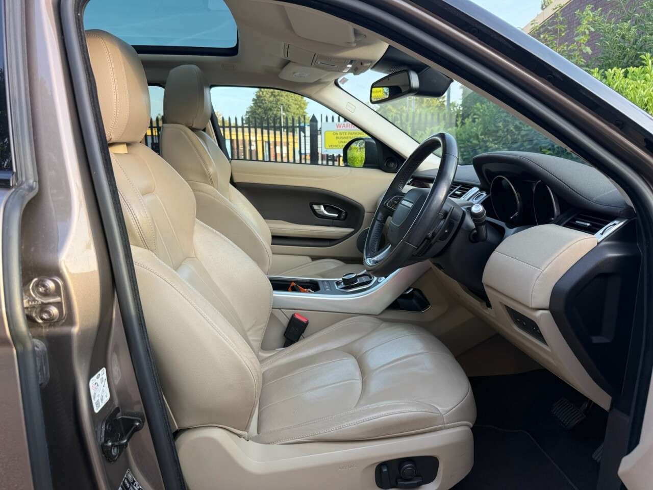 2017 LAND ROVER RANGE ROVER EVOQUE 2017 LAND ROVER RANGE ROVER EVOQUE