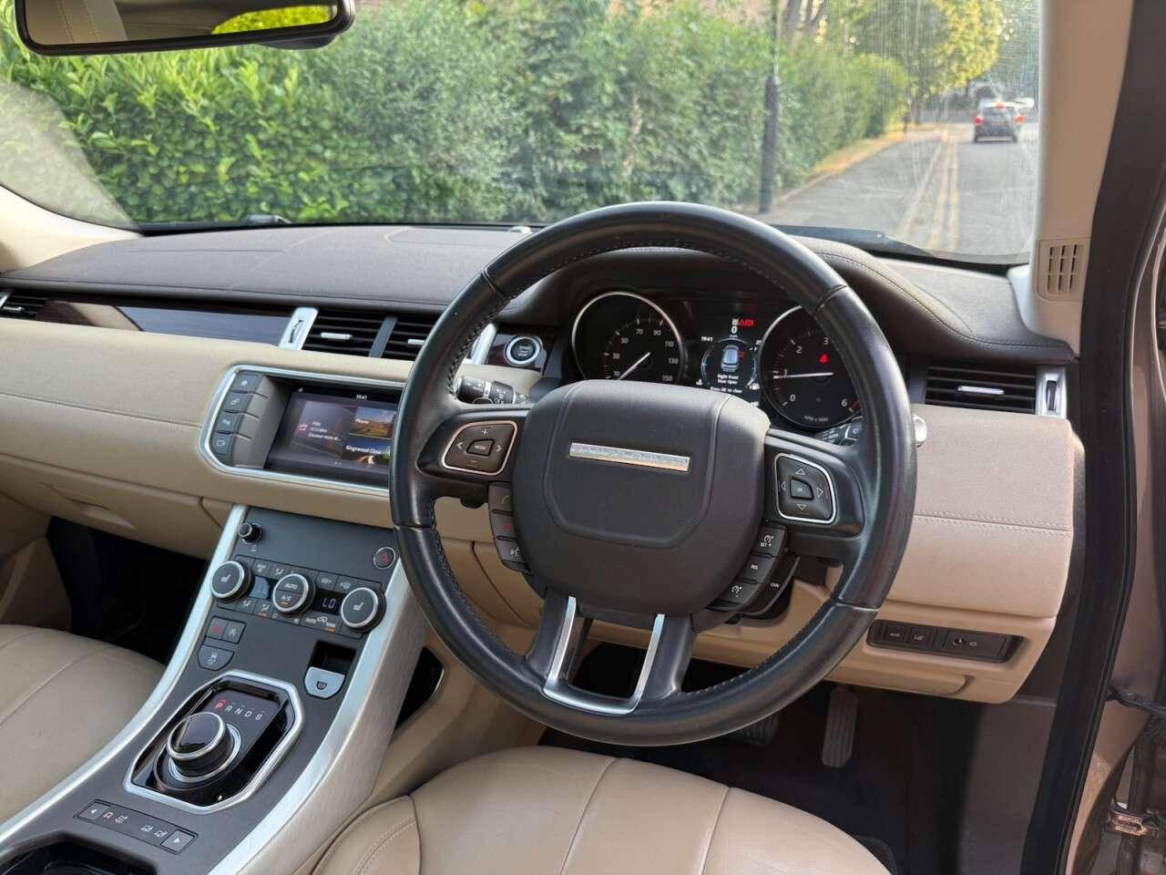 2017 LAND ROVER RANGE ROVER EVOQUE 2017 LAND ROVER RANGE ROVER EVOQUE