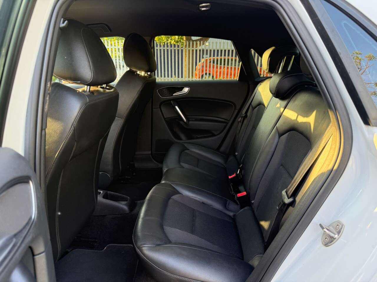 2016 AUDI A1 2016 AUDI A1