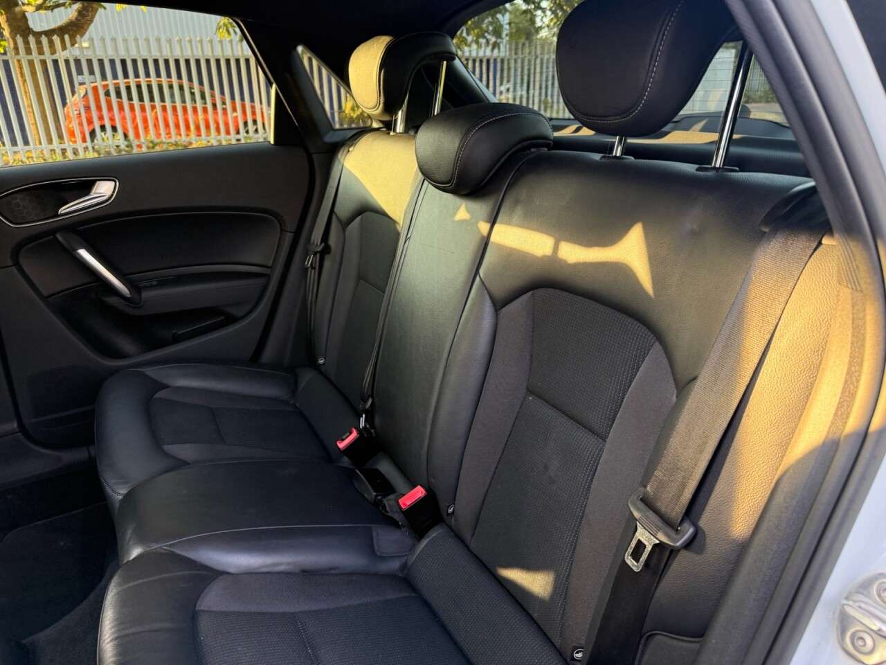 2016 AUDI A1 2016 AUDI A1