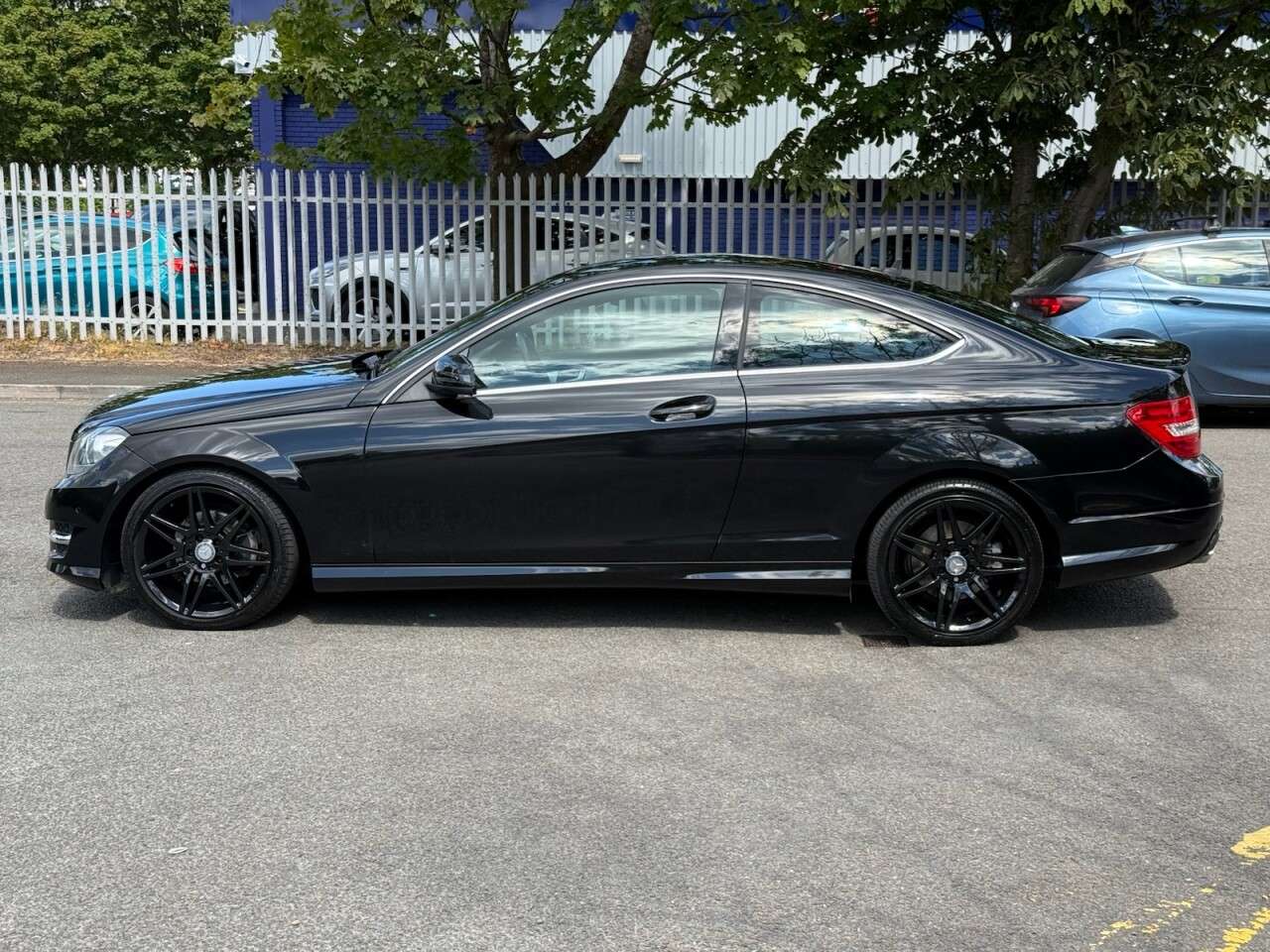 A 2013 MERCEDES-BENZ C CLASS 2.1 C220 CDI AMG Sport Plus Coupe 2dr Diesel Manual Euro 5 (s/s) (170 ps) A 2013 MERCEDES-BENZ C CLASS 2.1 C220 CDI AMG Sport Plus Coupe 2dr Diesel Manual Euro 5 (s/s) (170 ps)