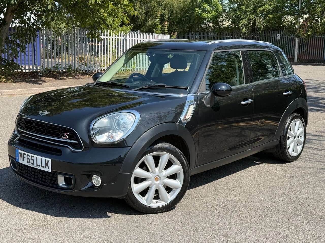 A 2015 MINI COUNTRYMAN 2.0 Cooper SD SUV 5dr Diesel Manual Euro 5 (s/s) (143 ps) A 2015 MINI COUNTRYMAN 2.0 Cooper SD SUV 5dr Diesel Manual Euro 5 (s/s) (143 ps)
