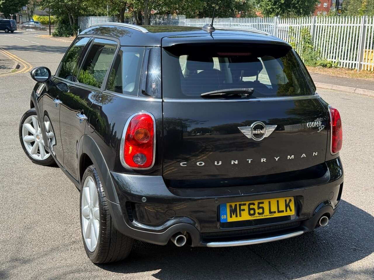 2015 MINI COUNTRYMAN 2015 MINI COUNTRYMAN