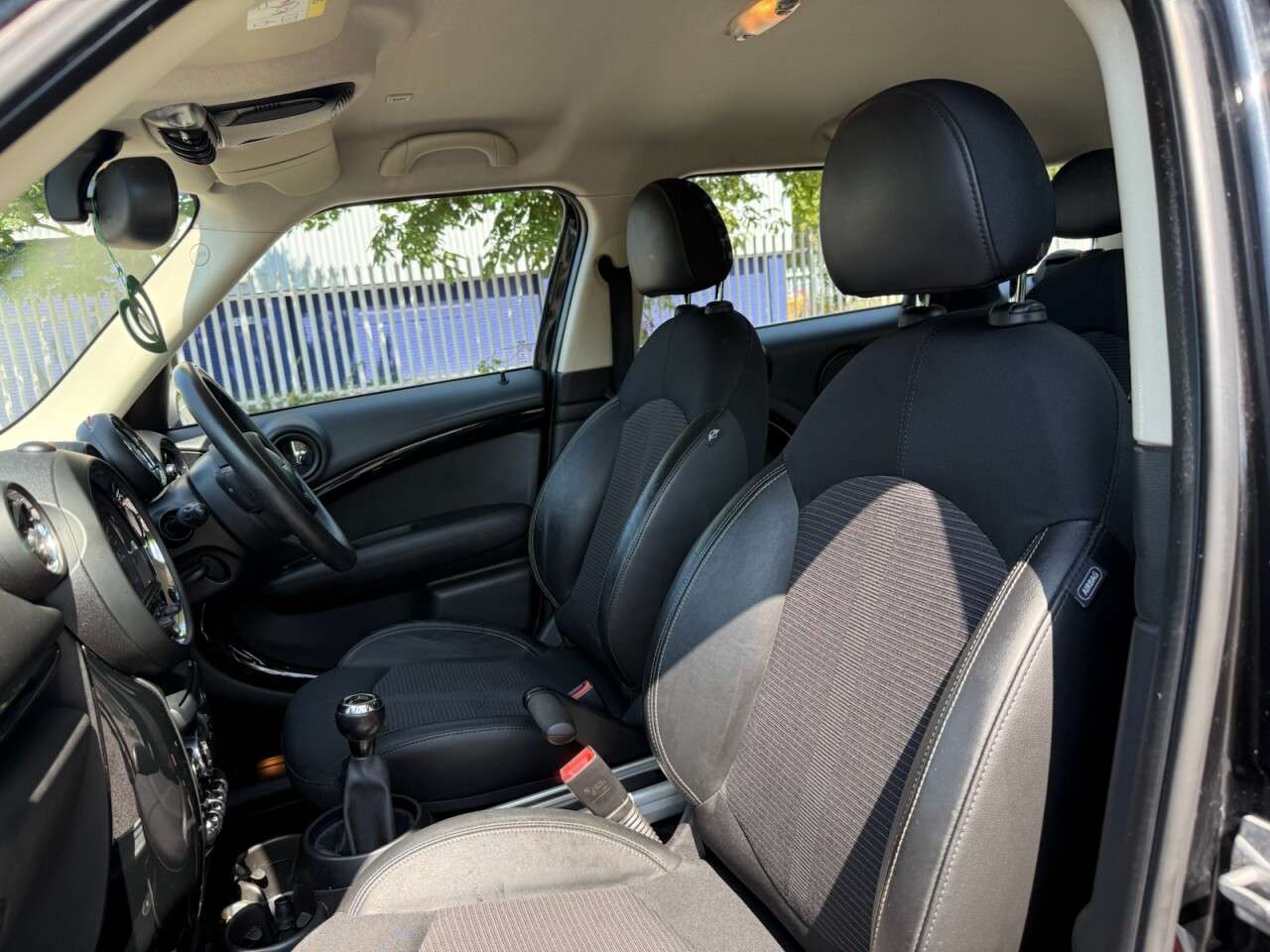 2015 MINI COUNTRYMAN 2015 MINI COUNTRYMAN