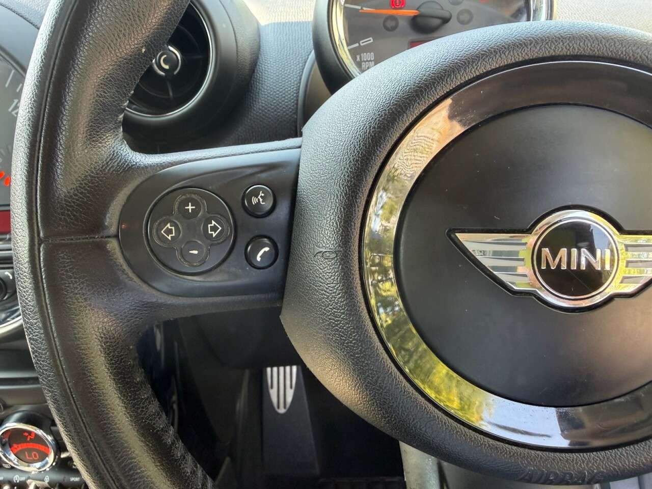 2015 MINI COUNTRYMAN 2015 MINI COUNTRYMAN