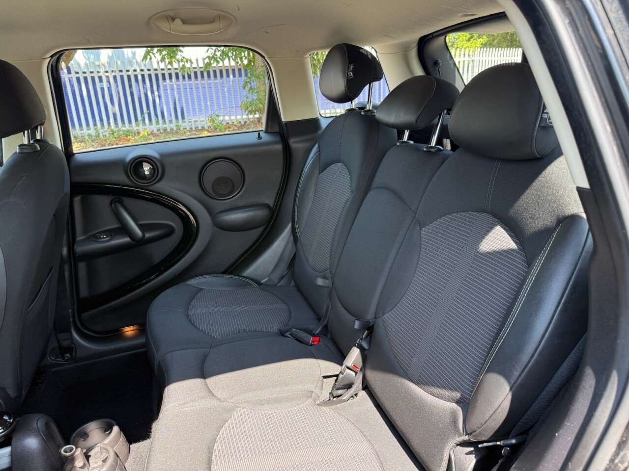 2015 MINI COUNTRYMAN 2015 MINI COUNTRYMAN