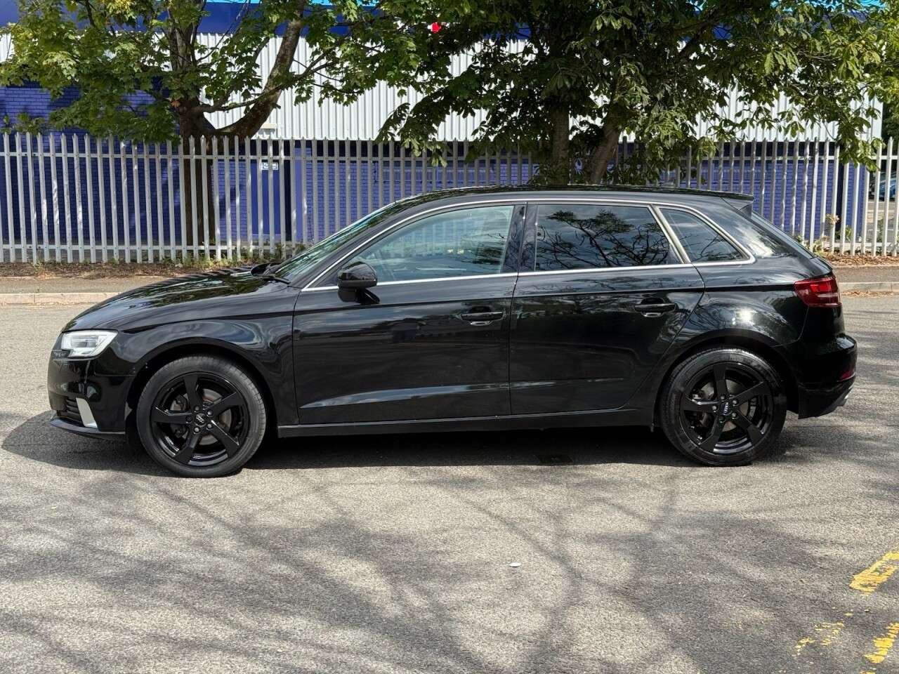A 2016 AUDI A3 2.0 TDI Sport Sportback 5dr Diesel S Tronic Auto 6Spd Euro 6 (s/s) (150 ps) A 2016 AUDI A3 2.0 TDI Sport Sportback 5dr Diesel S Tronic Auto 6Spd Euro 6 (s/s) (150 ps)