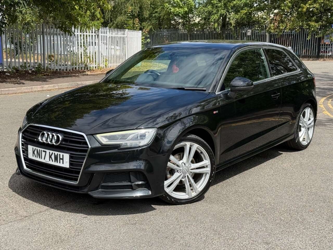 A 2017 AUDI A3 2.0 TDI S line Hatchback 3dr Diesel S Tronic Auto 6Spd Euro 6 (s/s) (150 ps A 2017 AUDI A3 2.0 TDI S line Hatchback 3dr Diesel S Tronic Auto 6Spd Euro 6 (s/s) (150 ps
