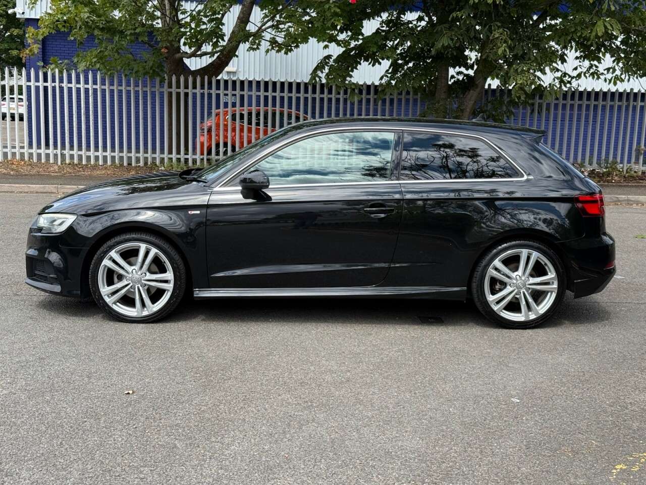 A 2017 AUDI A3 2.0 TDI S line Hatchback 3dr Diesel S Tronic Auto 6Spd Euro 6 (s/s) (150 ps A 2017 AUDI A3 2.0 TDI S line Hatchback 3dr Diesel S Tronic Auto 6Spd Euro 6 (s/s) (150 ps