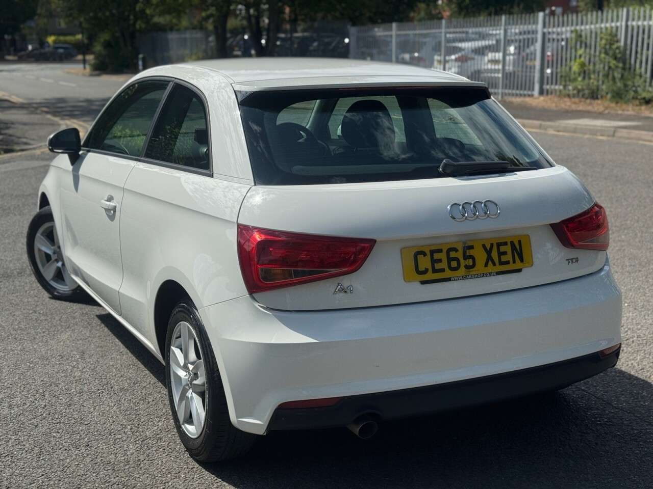 2015 AUDI A1 2015 AUDI A1