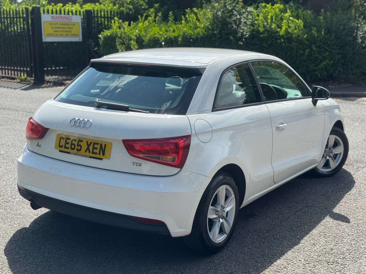 2015 AUDI A1 2015 AUDI A1
