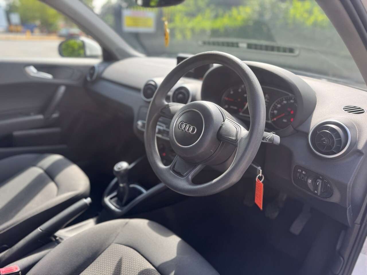 2015 AUDI A1 2015 AUDI A1