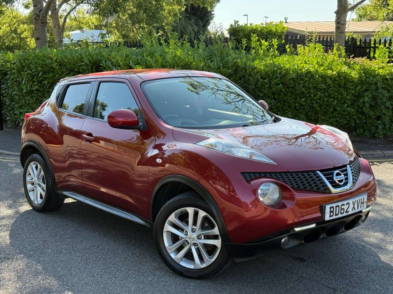 A 2012 NISSAN JUKE 1.6 Acenta Premium SUV 5dr Petrol Manual Euro 5 (s/s) (117 ps) A 2012 NISSAN JUKE 1.6 Acenta Premium SUV 5dr Petrol Manual Euro 5 (s/s) (117 ps)