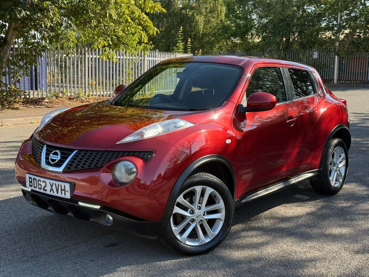 A 2012 NISSAN JUKE 1.6 Acenta Premium SUV 5dr Petrol Manual Euro 5 (s/s) (117 ps) A 2012 NISSAN JUKE 1.6 Acenta Premium SUV 5dr Petrol Manual Euro 5 (s/s) (117 ps)