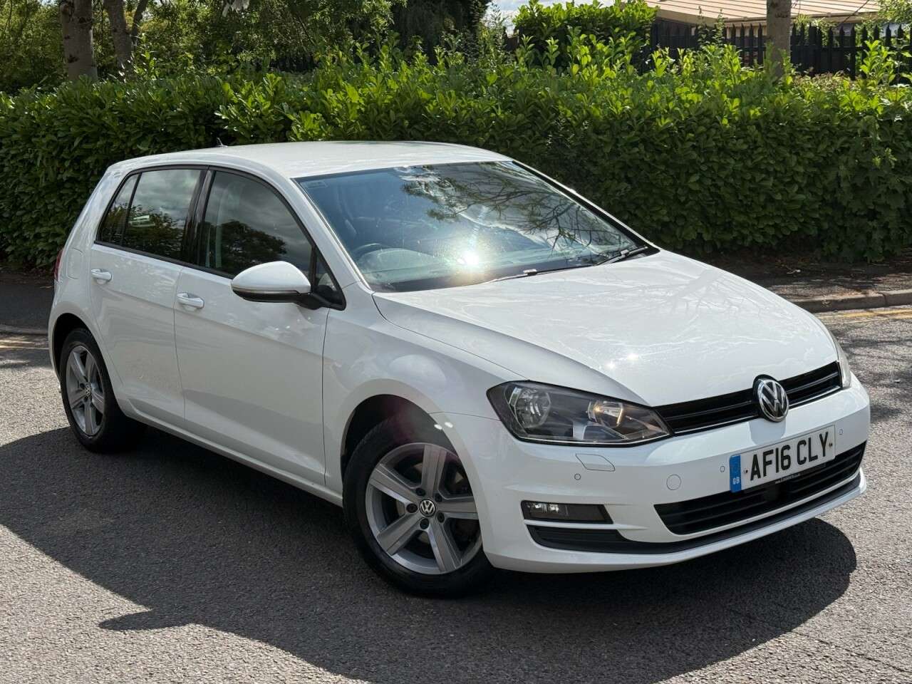 A 2016 VOLKSWAGEN GOLF 1.4 TSI BlueMotion Tech Match Edition Hatchback 5dr Petrol Manual Euro 6 (s A 2016 VOLKSWAGEN GOLF 1.4 TSI BlueMotion Tech Match Edition Hatchback 5dr Petrol Manual Euro 6 (s
