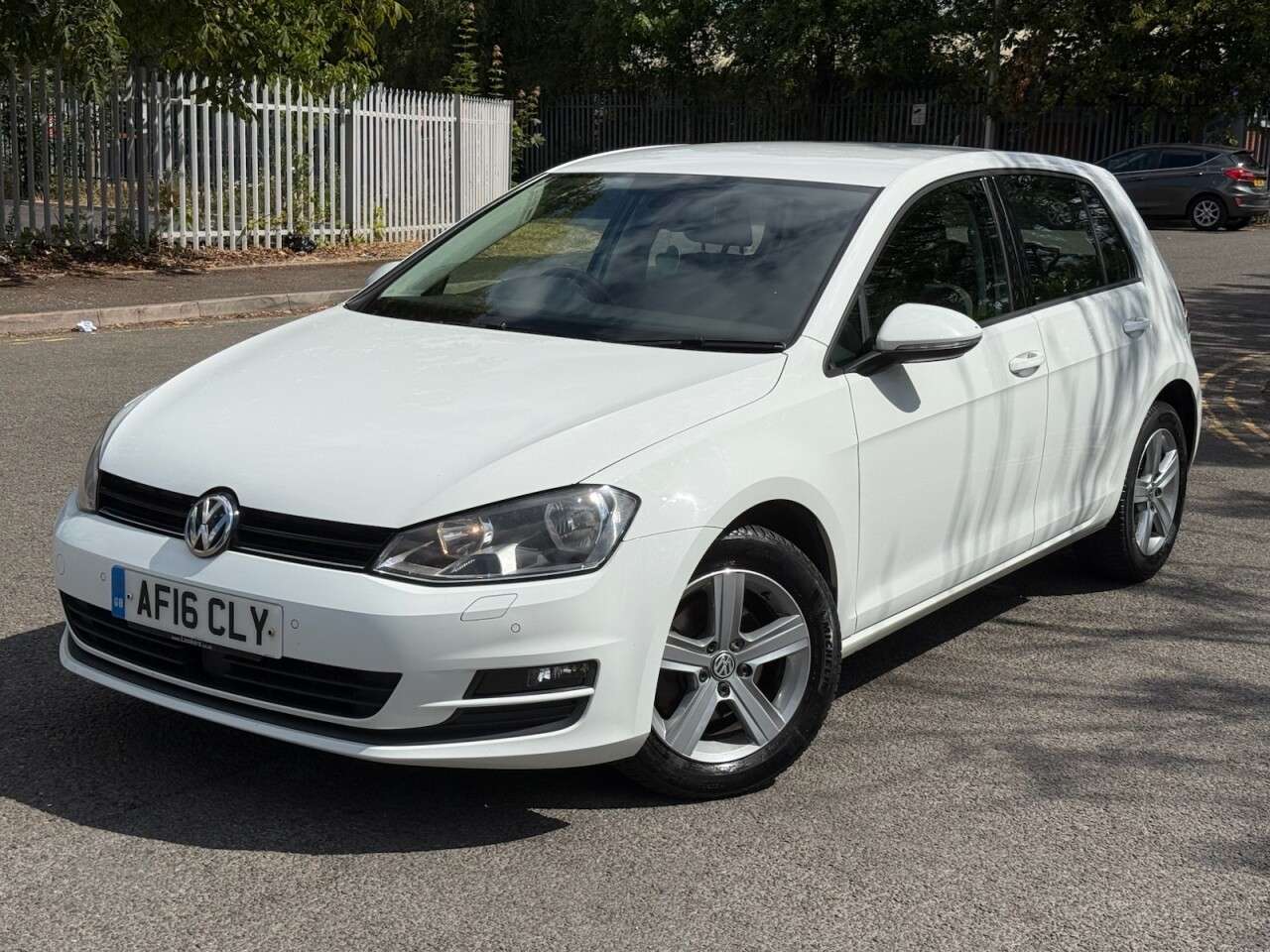A 2016 VOLKSWAGEN GOLF 1.4 TSI BlueMotion Tech Match Edition Hatchback 5dr Petrol Manual Euro 6 (s A 2016 VOLKSWAGEN GOLF 1.4 TSI BlueMotion Tech Match Edition Hatchback 5dr Petrol Manual Euro 6 (s