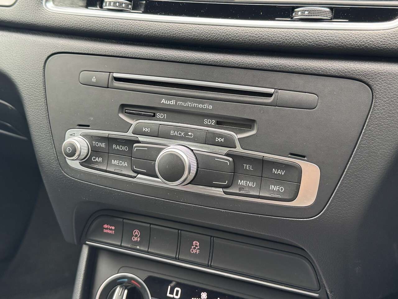 2015 AUDI Q3 2015 AUDI Q3